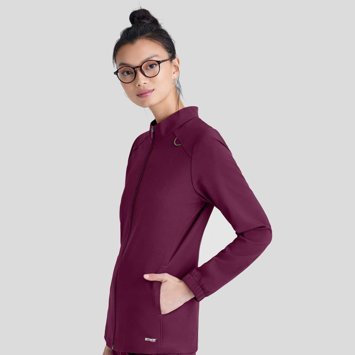 BARCO_GREYSANATOMY_EVOLVE_GSSW886_WINE_RIGHT