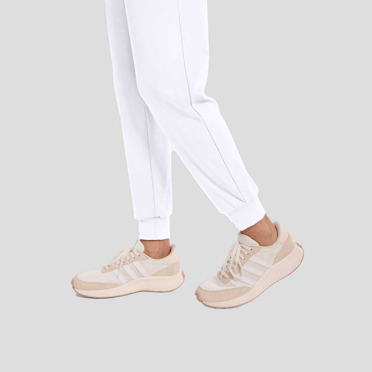 Achieve Pull-On Jogger Scrub Pant | White