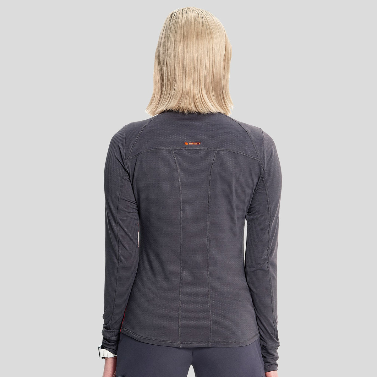 IN_INFINITY_GNR8_PERFORMANCEUNDERSCRUB_640_PEWTER_BACK