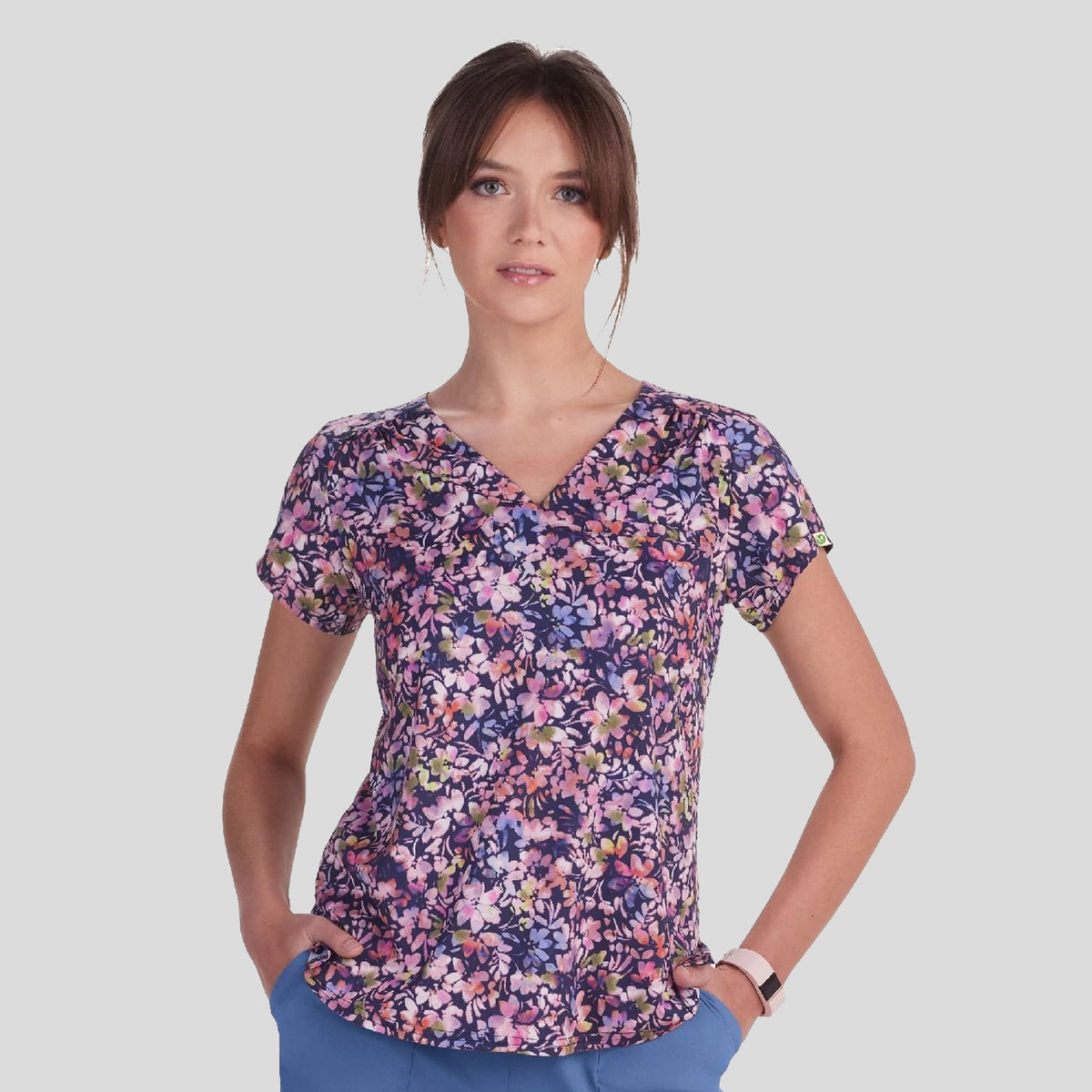 Women's 2-Pocket Eco-Friendly Scrub Top | Retro Floral